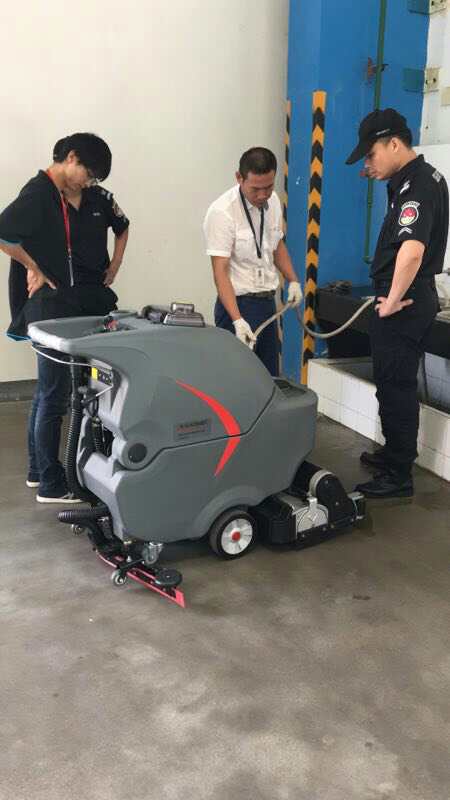 手推式工廠洗地機(jī)的洗地效果如何？