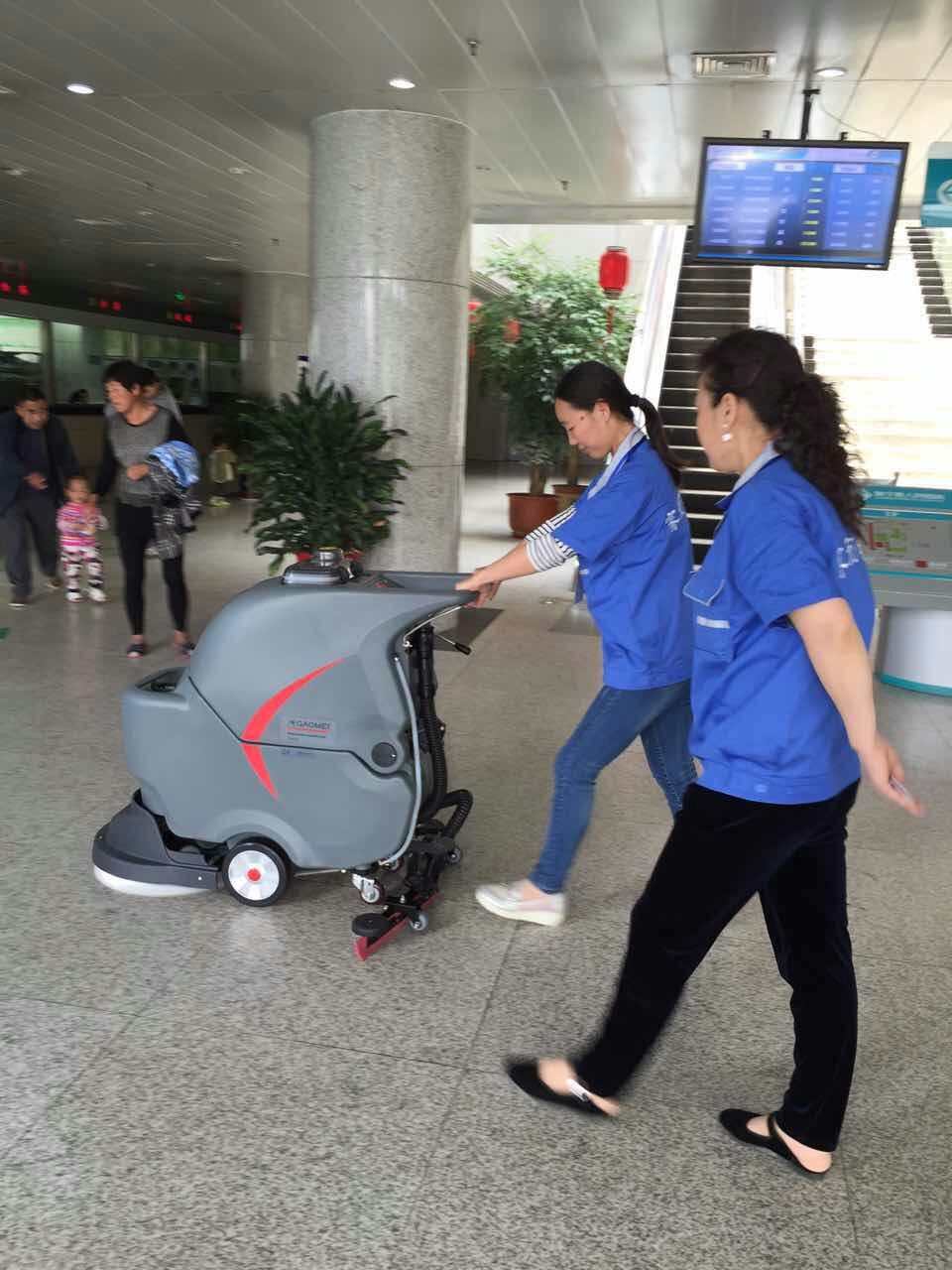 全自動洗地機(jī)能解決企業(yè)什么問題？