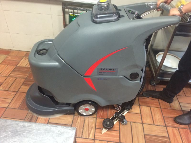 洗地機(jī)如何使用?